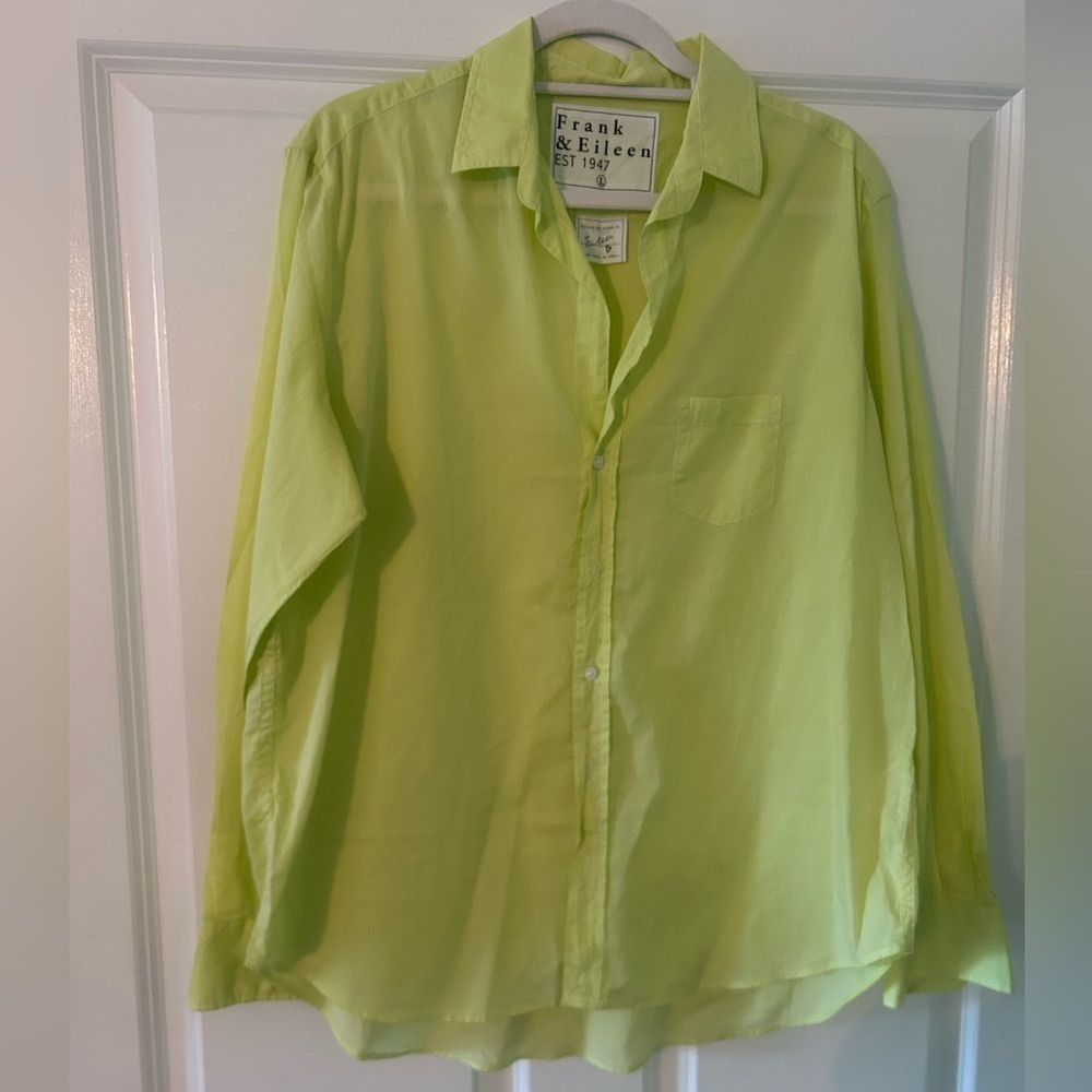 NWT Frank & Eileen Eileen chartreuse button-front shirt; size Large